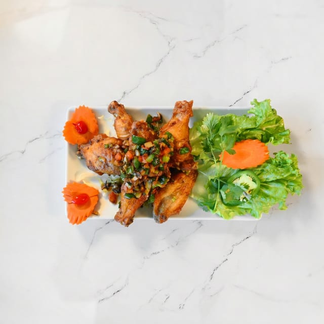 A9. Golden's Crispy Chicken Wings - Canh Gà Chiên.